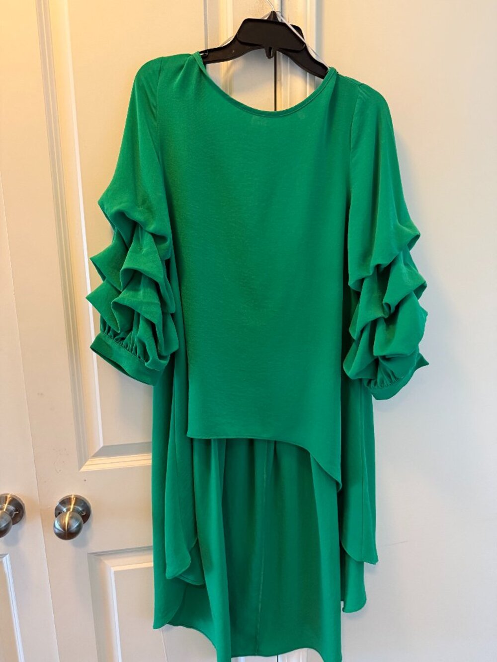 Green high/low blouse